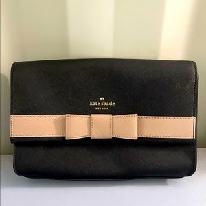 Kate Spade Kirk Park Saffiano Veronique in Black and Pink